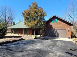 854 Falcon Lane