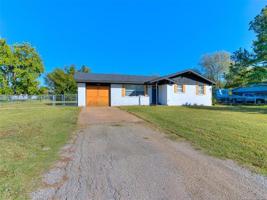 512 Maplewood Lane