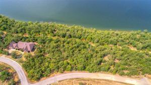 Shoreline Drive