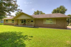 10702 450 Road