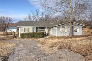 1636 Hillside Drive