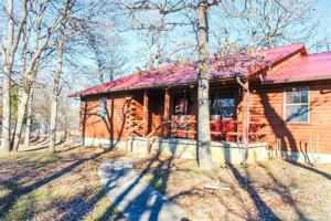 449 Eldorado Street W