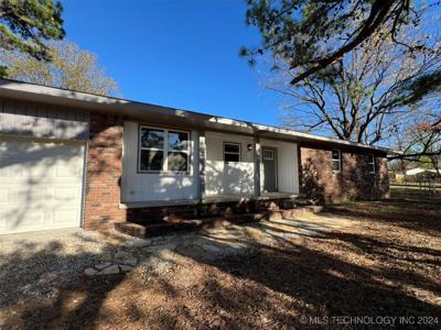 571 N Crestview Drive