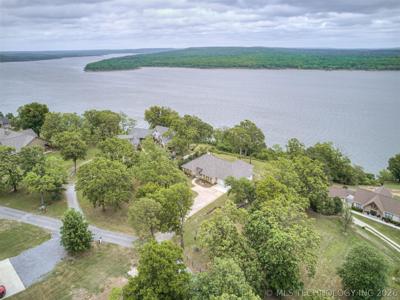 73018 Whispering Oaks Drive