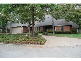 1004 N Faulkner Place