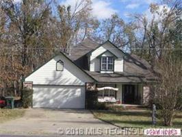 1177 N Woodview Drive