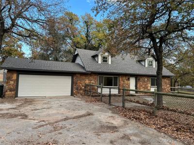 32468 Oak Hollow Road