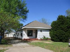 228 W 3rd Street