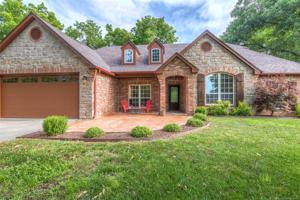 15827 Colonial Lane