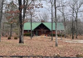 100593 Hwy 82 Highway
