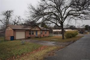 707 N Ross