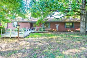 41 Holiday Hills Road