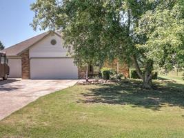10804 E Canyon Oaks Road