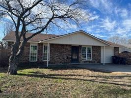 414 NW Aledo Drive