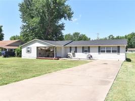 208 N Swan Drive