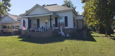 501 High Street E