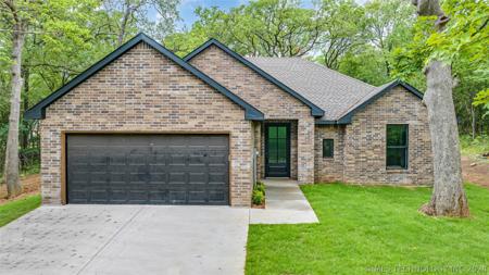 11115 Standing Oak Drive