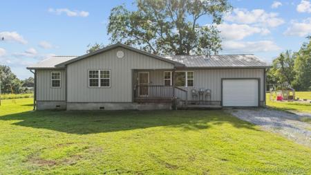 1019 N 4409 Road