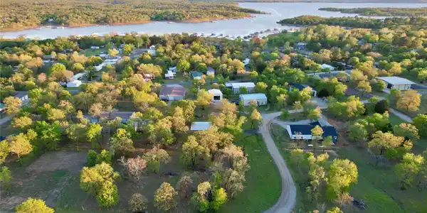 50 Duchess Creek