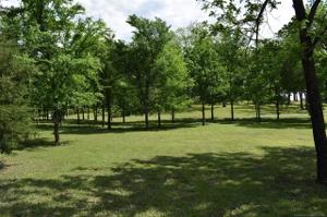 Lakeside Lane N