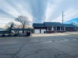 119 N Salt Creek Drive