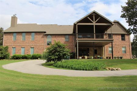 610 N 256 WestAvenue