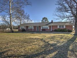 1105 W Lowry Road