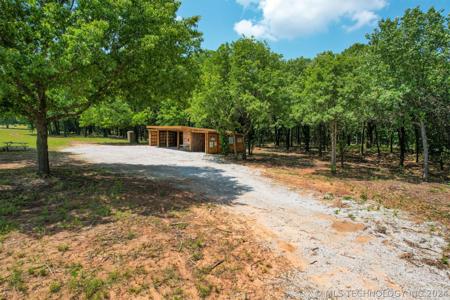 4488 W Clawson Road