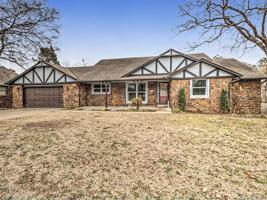 1144 N Faulkner Drive