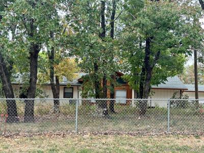4409 Chickasaw