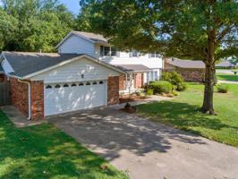 1406 N Choctaw Place