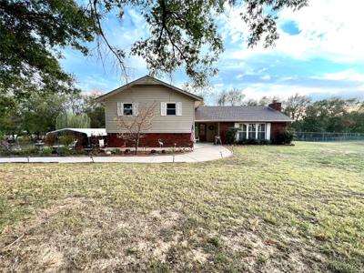 9902 E Clover Creek Drive