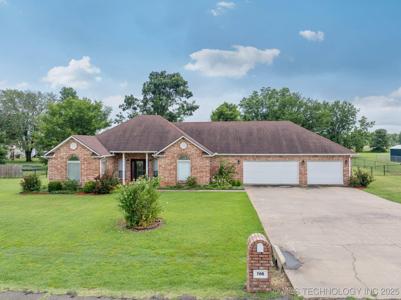 705 SW 23rd Street