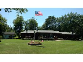 70 Lakeside Loop N