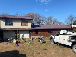 906 Rock Creek Road