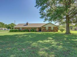 824 Bell Court