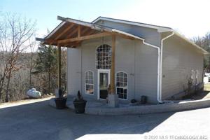 1127 W Dogwood Road