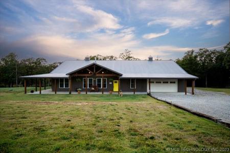 5818 Wildwood Court