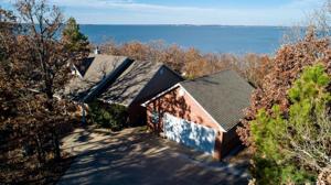 1715 Rose Lane