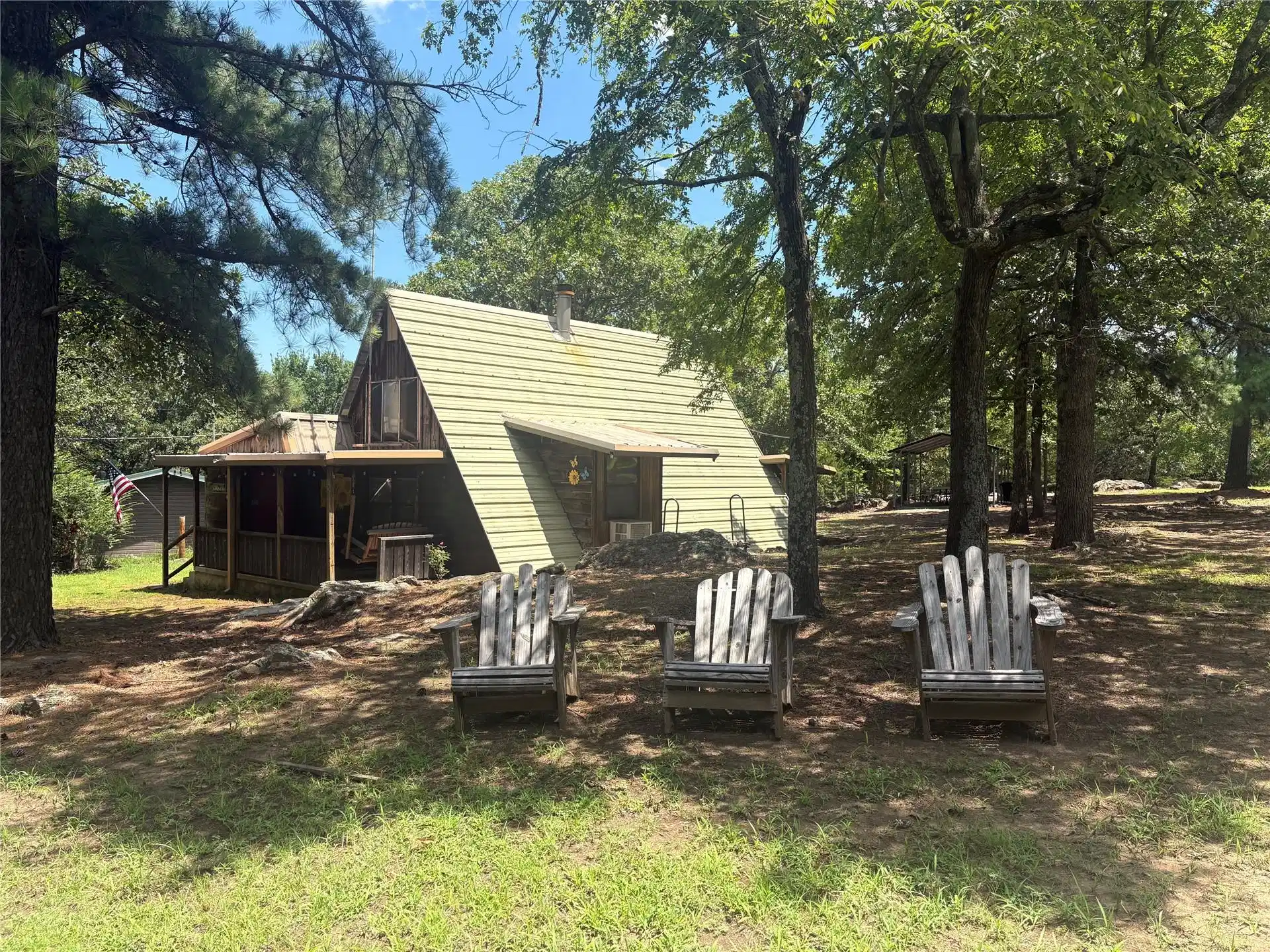 Image 1: Side view of home