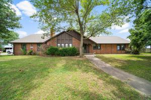 5691 E 390 Road
