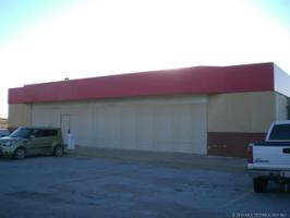 100 Holiday Lane