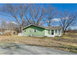4007 E 480 Road