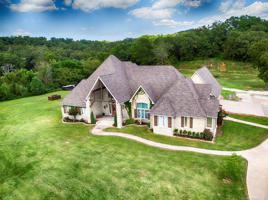 10229 Hwy 82 Street