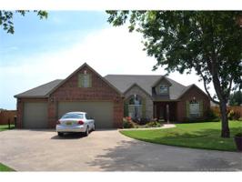 1101 S Mockingbird Lane