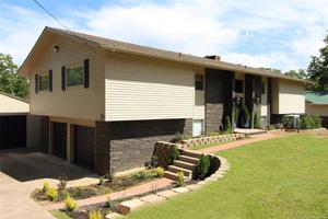 1525 Evergreen Road