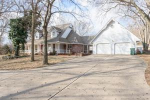 15520 N Woodchuck Lane E