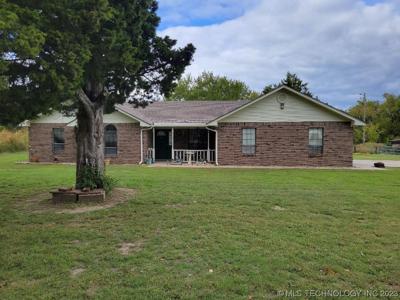 417713 E 1153 Road