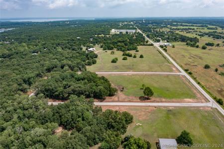 018 S Landing Loop