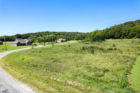 19422 S Deer Trail